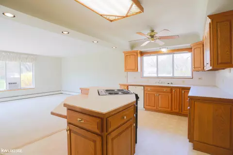 Kitchen - 2428 Irma, Warren, MI 48092 photo 3 of 6