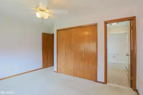 Bedroom - 2428 Irma, Warren, MI 48092 photo 3 of 7
