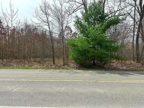 Undisclosed, Harrison, MI 48625 photo 2