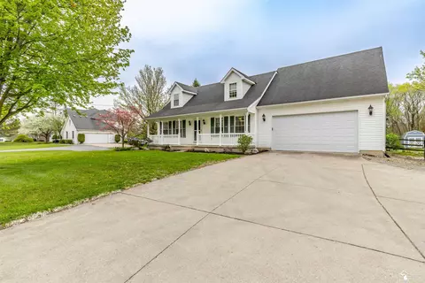 1991 W Smith, Temperance, MI 48182 photo 3