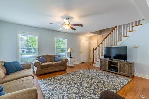 1991 W Smith, Temperance, MI 48182 photo 4