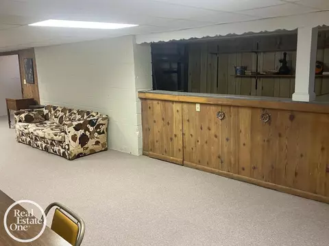 2071 Stanhope, Grosse Pointe, MI 48236 photo 29