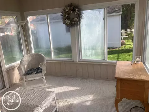 2071 Stanhope, Grosse Pointe, MI 48236 photo 21