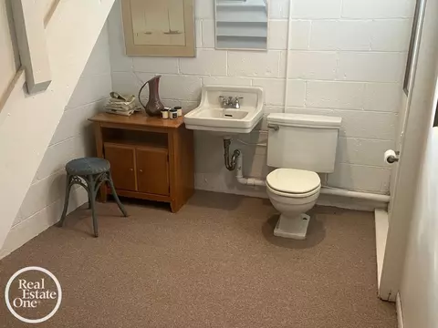 2071 Stanhope, Grosse Pointe, MI 48236 photo 33