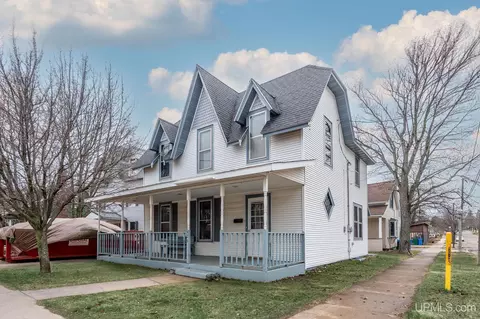 429 N Fourth, Marquette, MI 49855
