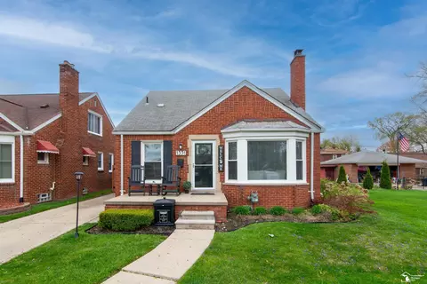 1531 12th, Wyandotte, MI 48192