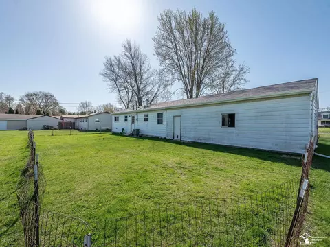 4188 Packard, Temperance, MI 48182 photo 21