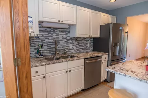 9980 Yale, Greenwood, MI 48006 photo 15