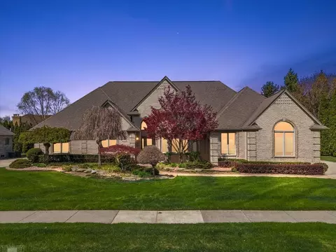 15113 Totten, Shelby Township, MI 48315
