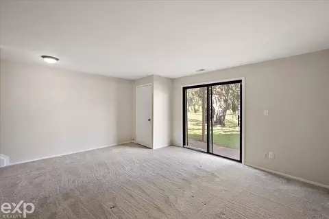 7230 Bluewater, Clarkston, MI 48348 photo 31