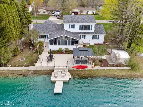 3869 Loton, Fort Gratiot, MI 48059