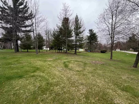 8839 N Circle E, Farwell, MI 48622 photo 21