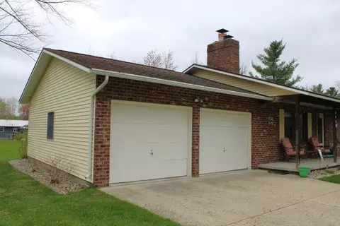 8839 N Circle E, Farwell, MI 48622 photo 14