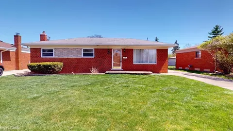 31536 Regal, Warren, MI 48088