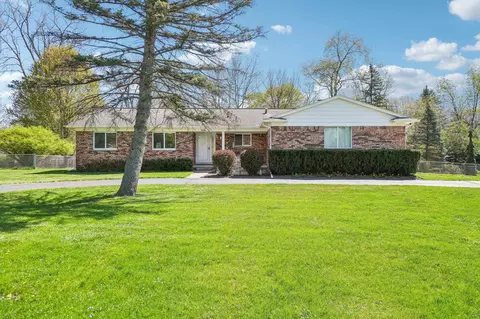 26186 La Muera, Farmington, MI 48334