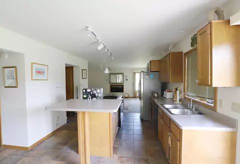 Kitchen - 1206 River Frst, Flint, MI 48532 photo 2 of 3