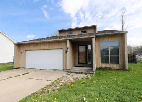 1206 River Frst, Flint, MI 48532