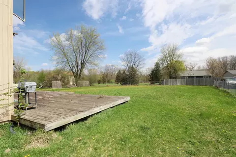 Exterior - 1206 River Frst, Flint, MI 48532 photo 3 of 9