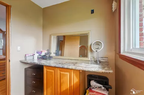 11580 Finzel, Carleton, MI 48117 photo 17