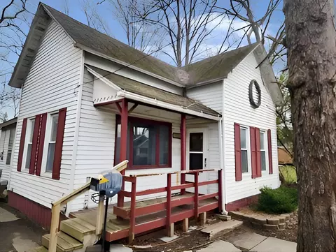 1020 Woodbridge, Saginaw, MI 48602