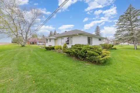 Exterior - 398 E Alice, Merrill, MI 48637 photo 2 of 4