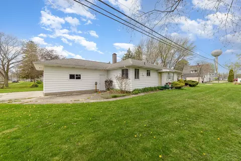 398 E Alice, Merrill, MI 48637