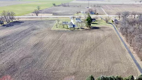 7736 S Custer, Monroe, MI 48161 photo 3