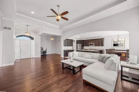 Living - 53480 Fitzgerald, Macomb, MI 48042 photo 3 of 5