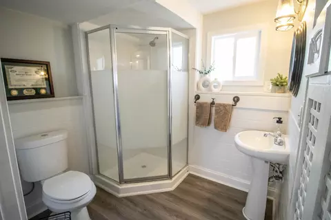 Bath - 6280 Main, Clarkston, MI 48346 photo 1 of 3