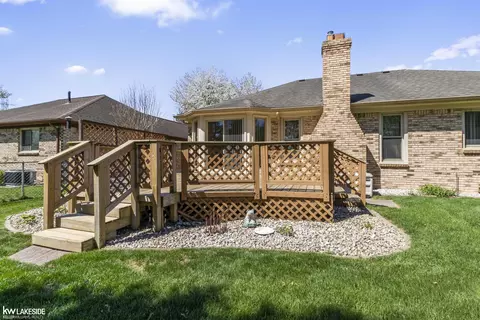46718 Fox Run, Macomb, MI 48044 photo 17