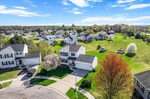 347 White Pne, Belding, MI 48809 photo 2
