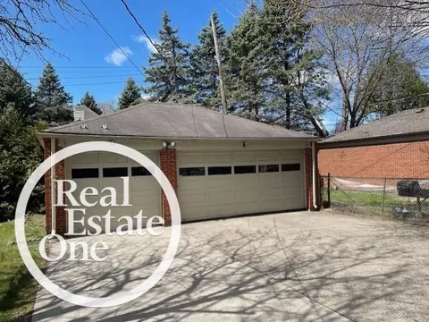 963 965 Harcourt, Grosse Pointe, MI 48230 photo 16