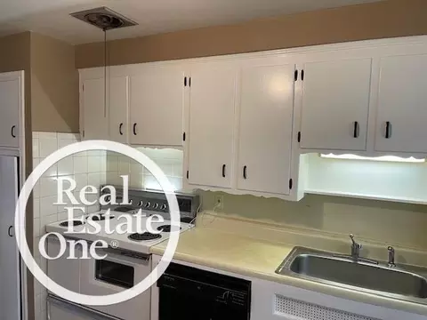 963 965 Harcourt, Grosse Pointe, MI 48230 photo 8