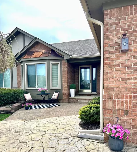 48803 Hunter, Macomb, MI 48044 photo 2