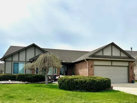 48803 Hunter, Macomb, MI 48044