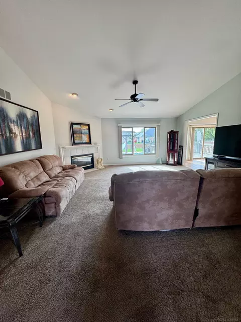 48803 Hunter, Macomb, MI 48044 photo 6