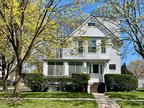 706 W Indiana, Bay City, MI 48706