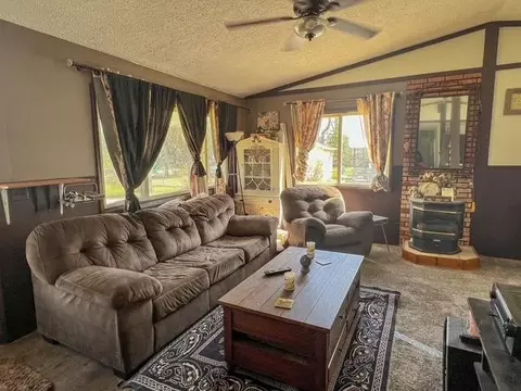 Living - 4265 Jeffery, Harrison, MI 48625 photo 1 of 1
