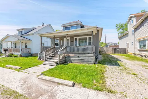 934 Smith, Monroe, MI 48161