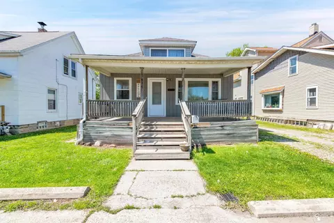 934 Smith, Monroe, MI 48161 photo 2