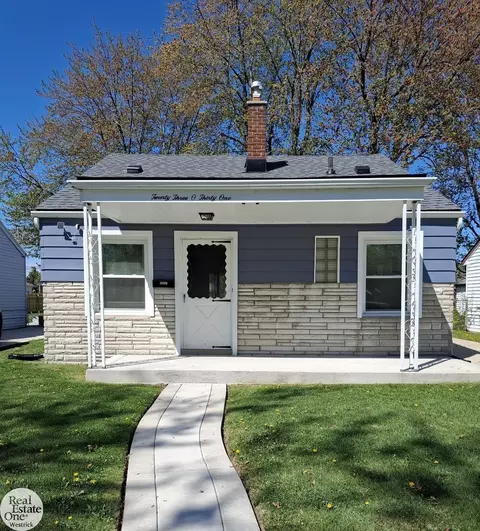 23031 Rosalind, Eastpointe, MI 48021