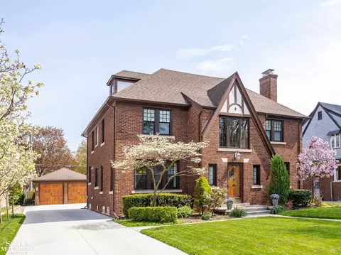 188 Kerby, Grosse Pointe Farms, MI 48236