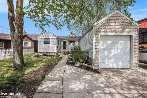 22427 E 10 Mile, Saint Clair Shores, MI 48080