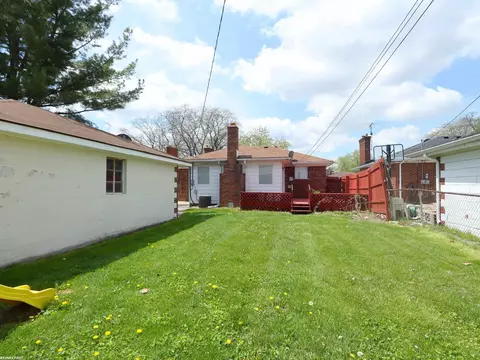 Exterior - 24830 Roxana, Eastpointe, MI 48021 photo 6 of 6