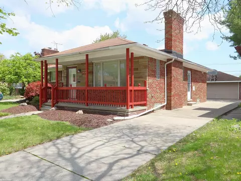 Exterior - 24830 Roxana, Eastpointe, MI 48021 photo 3 of 6