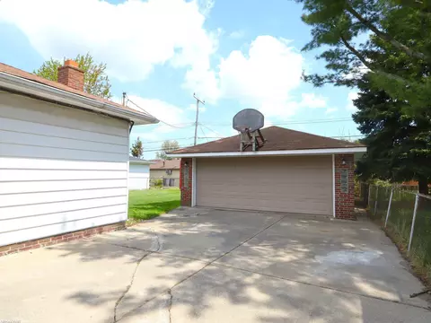 Other - 24830 Roxana, Eastpointe, MI 48021 photo 8 of 9