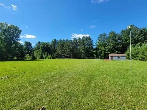 470 White, Gladwin, MI 48624