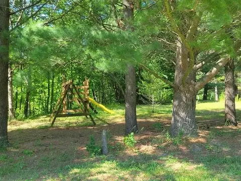 470 White, Gladwin, MI 48624 photo 18