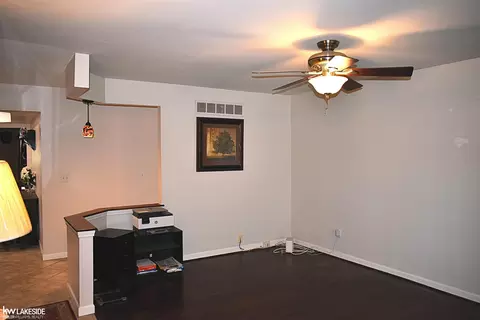 46515 Meadow, Macomb, MI 48044 photo 13