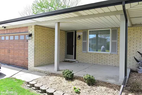 46515 Meadow, Macomb, MI 48044 photo 12